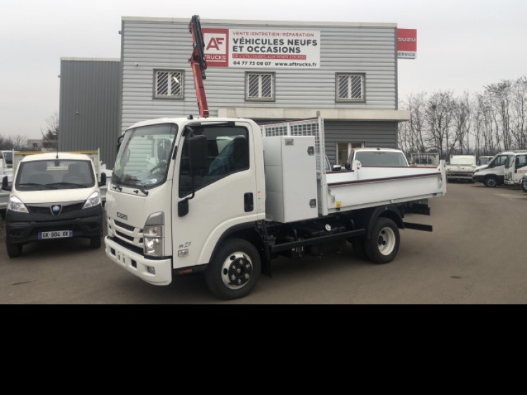 ISUZU M27 LARGE 3.0L 150CH BVM BENNE ACIER 3000 + COFFRE + PORTE UNIV J.P.M