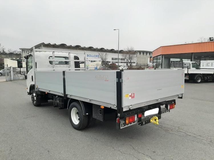 ISUZU M27 LARGE 3.0L 150CH BVM PLATEAU FACADIER