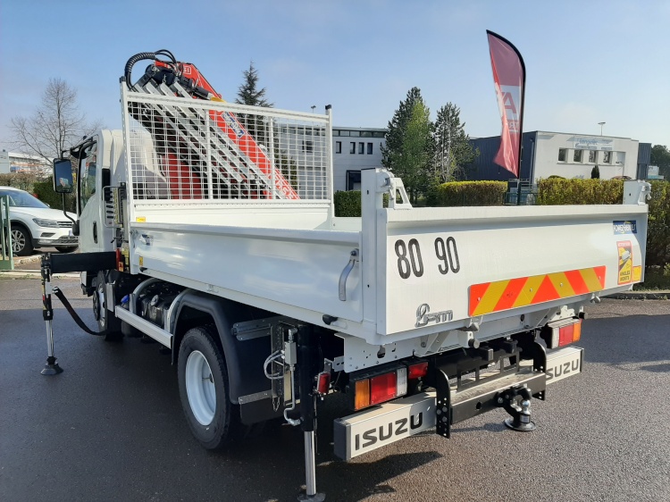 ISUZU P75 5.2L 190CH BVA BENNE ACIER + GRUE FASSI F65.24