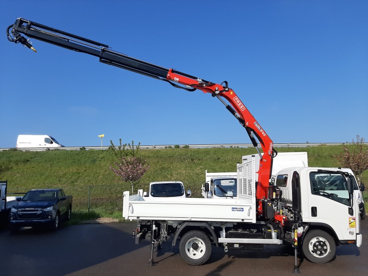 ISUZU P75 5.2L 190CH BVA BENNE ACIER + GRUE FASSI F65.24