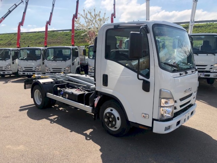 ISUZU M27 3.0L 150CH BVM POLYBENNE 