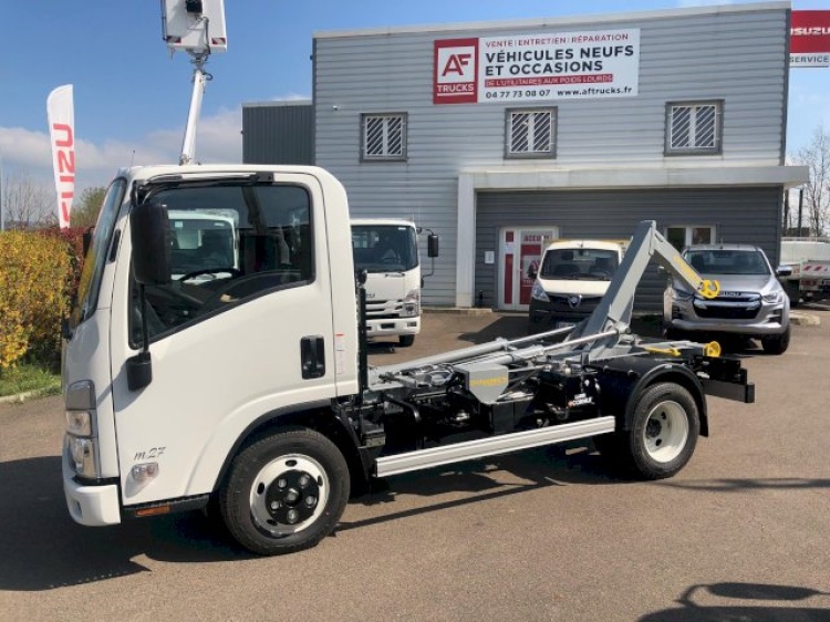 ISUZU M27 3.0L 150CH BVM POLYBENNE 