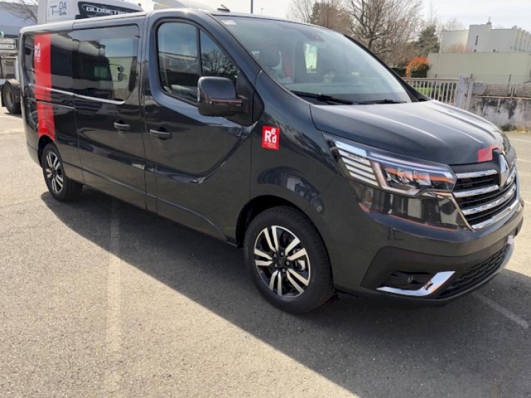 RENAULT TRAFIC 170CH BVA CABINE APPROFONDIE 6 PLACES 