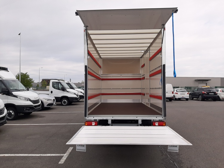 IVECO DAILY 35C16H 3.0L 160CH BVM CAISSE 20M3 + HAYON 750KG