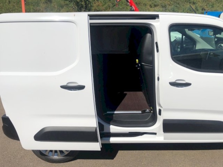 TOYOTA  PROACE CITY 1,5L 100CH BVM6 DYNAMIC MEDIUM