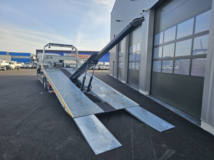 ISUZU F14 5.2L 240CH BVA PLATEAU DEPANNEUSE