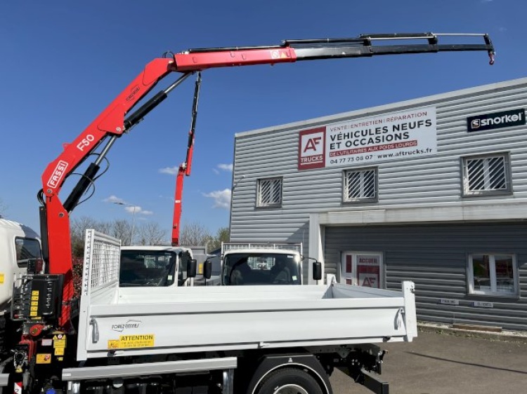ISUZU P75 5.2L 190CH BVM BENNE + GRUE FASSI F50 