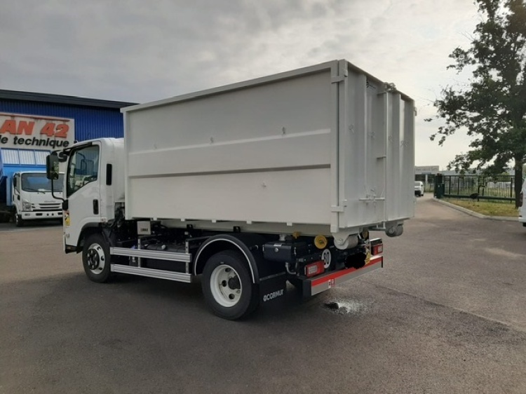 ISUZU M30 5.2L 190CH BVM BRAS CORNUT 4T5