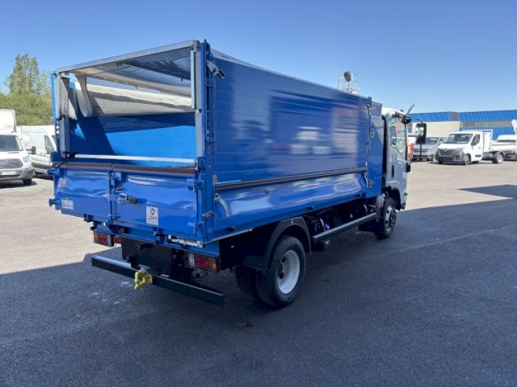 ISUZU M27 LARGE 3.0L 150CH BVM BENNE ACIER + COFFRE + PORTE UNIV + REHAUSSES + TOIT DE PROTECTION J.P.M