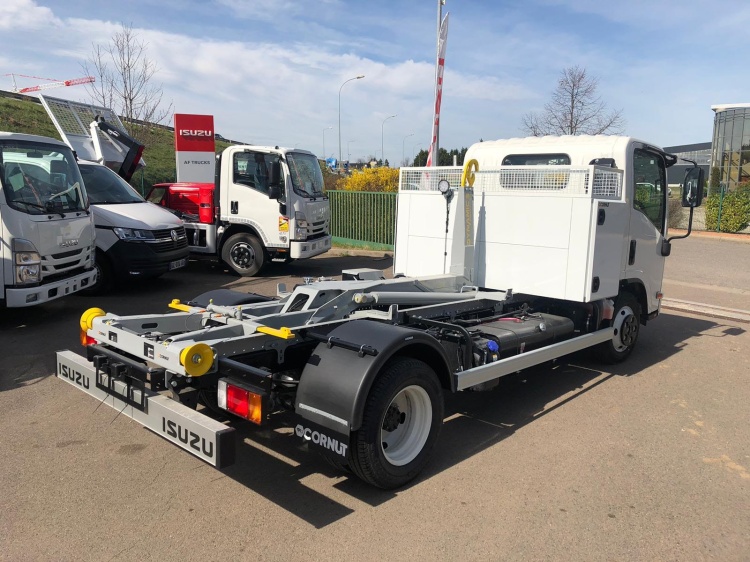 ISUZU M27 GEN 2 3.0L 150CH BVM POLYBENNE+ COFFRE
