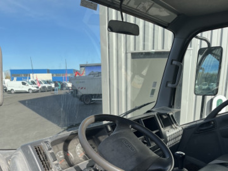 ISUZU M21 GROUND 1.9L 120CH BVM TRIBENNE