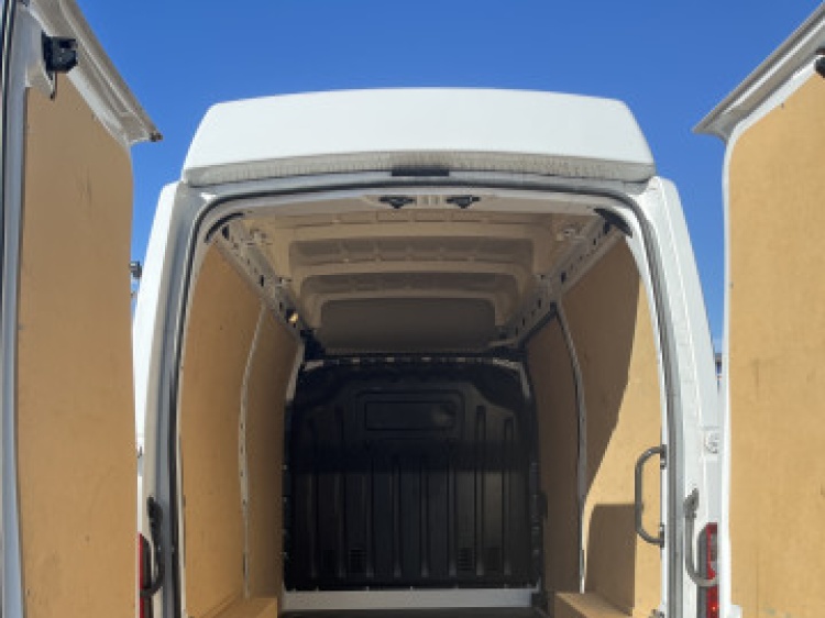 RENAULT MASTER FOURGON 3T5 L2H3 135CH BVM GRAND CONFORT