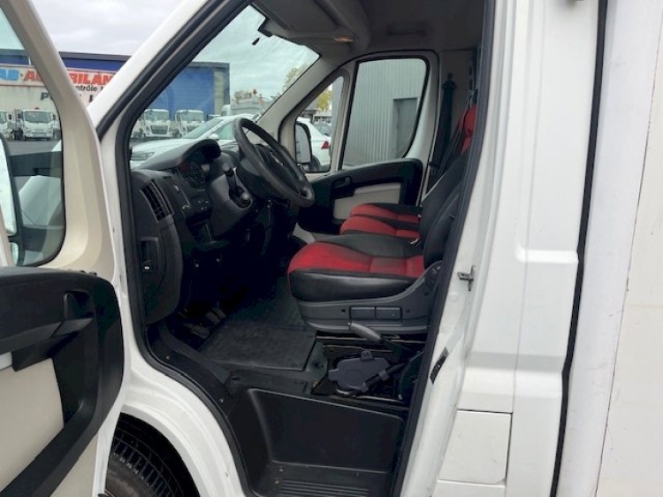 FIAT DUCATO 120CH BVM PLANCHER CABINE FRIGO