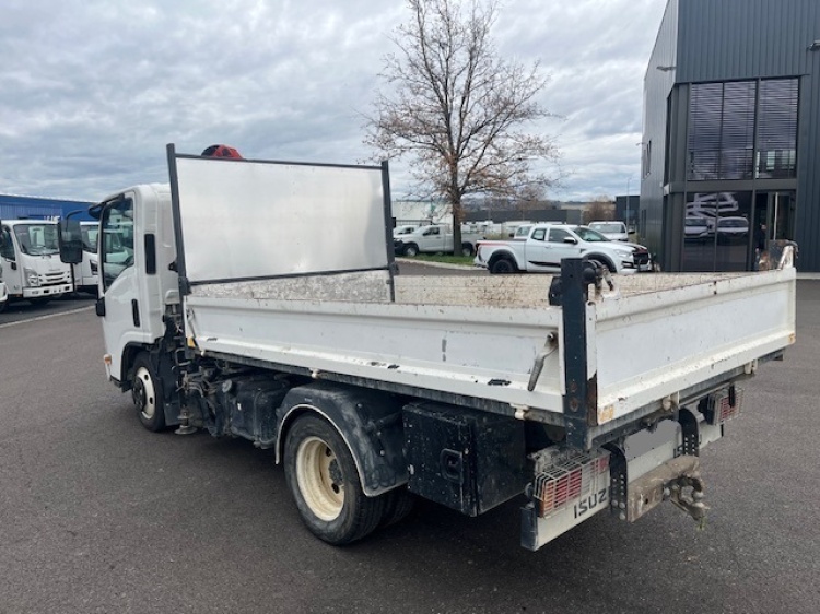 ISUZU L35 3T5 150CH BVM BENNE ACIER + GRUE PK2900B