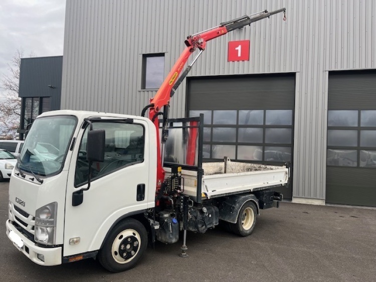ISUZU L35 3T5 150CH BVM BENNE ACIER + GRUE PK2900B