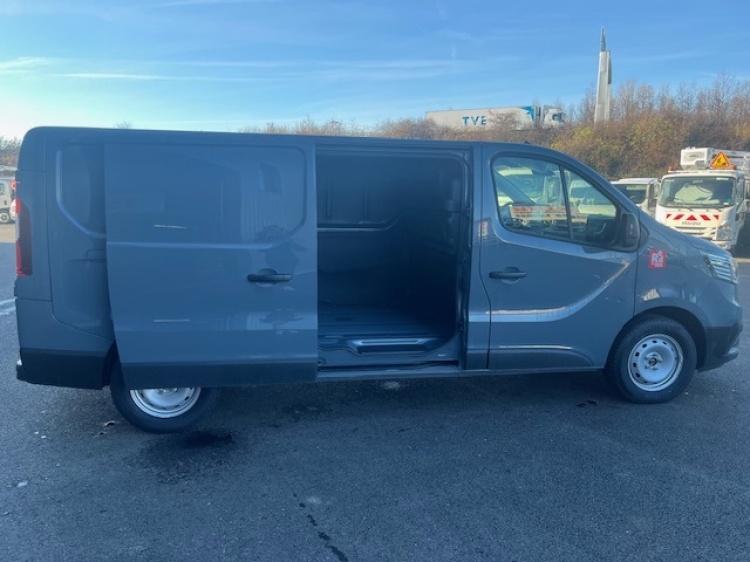 RENAULT TRAFIC L2H1 3T0 150CH BVM DOUBLE PORTE LATERALE