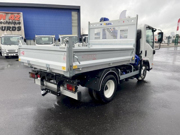 ISUZU M21 TT 1.9L 120CH BVM BENNE ALU 2600 + GRUE PM3623